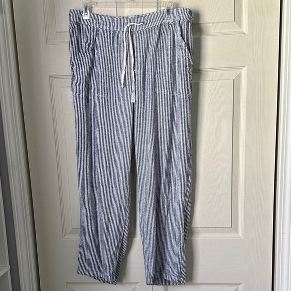 Striped Blue and White Women’s SOFT Linen Blend pants with pockets size large - Picture 1 of 6